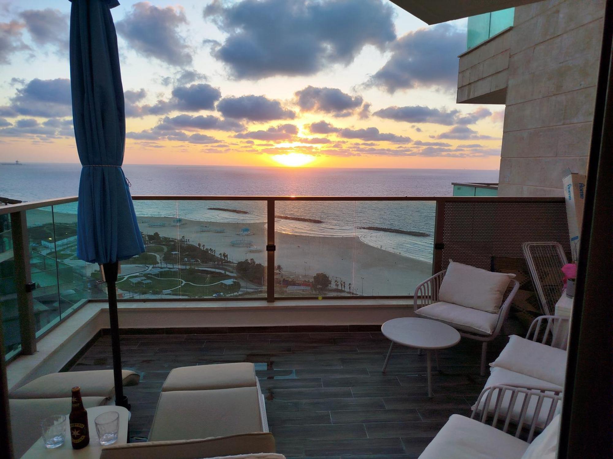 Sunset Suite Sea&Sky Asjkelon Buitenkant foto